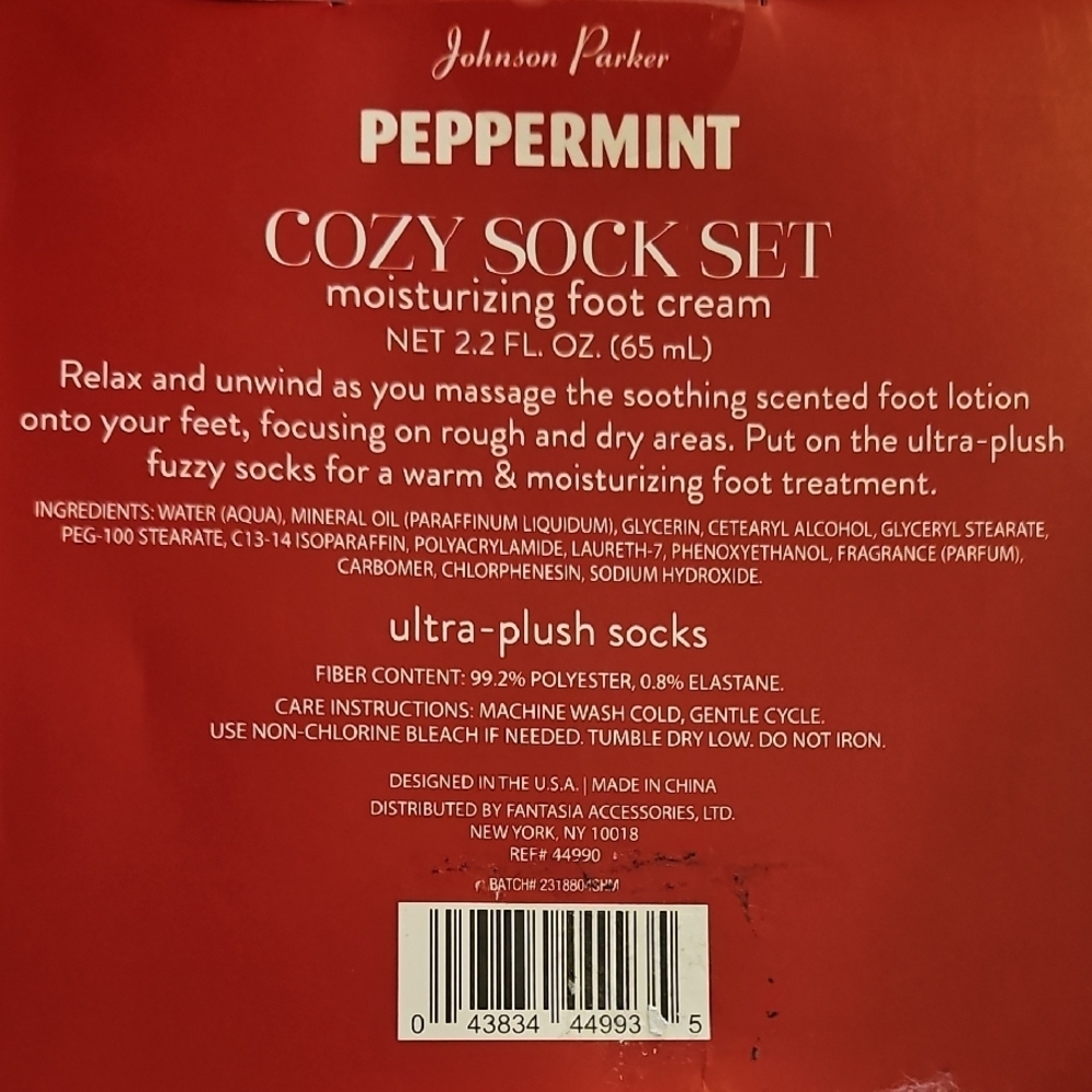 Johnson Parker Deck The Halls Peppermint Foot Cream Purple/Pink Plush Sock Set - Picture 8 of 8